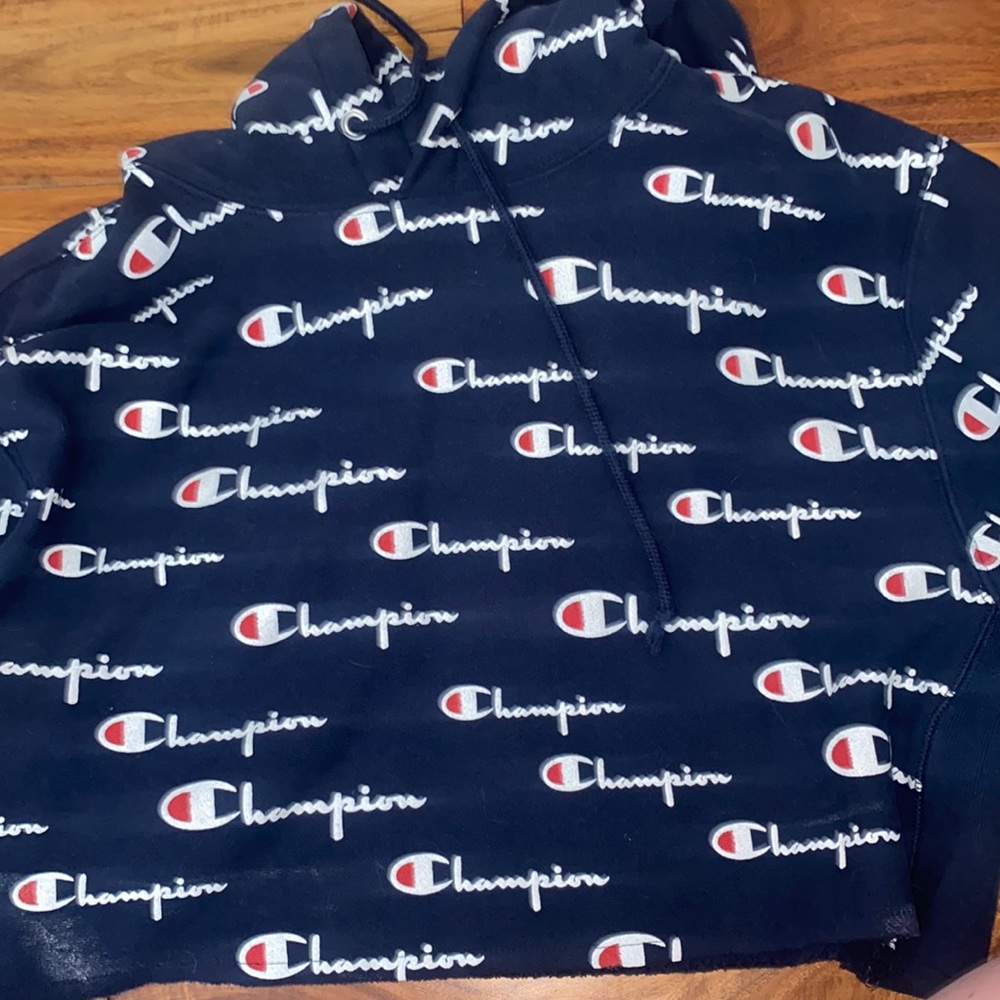 cropped hoodie